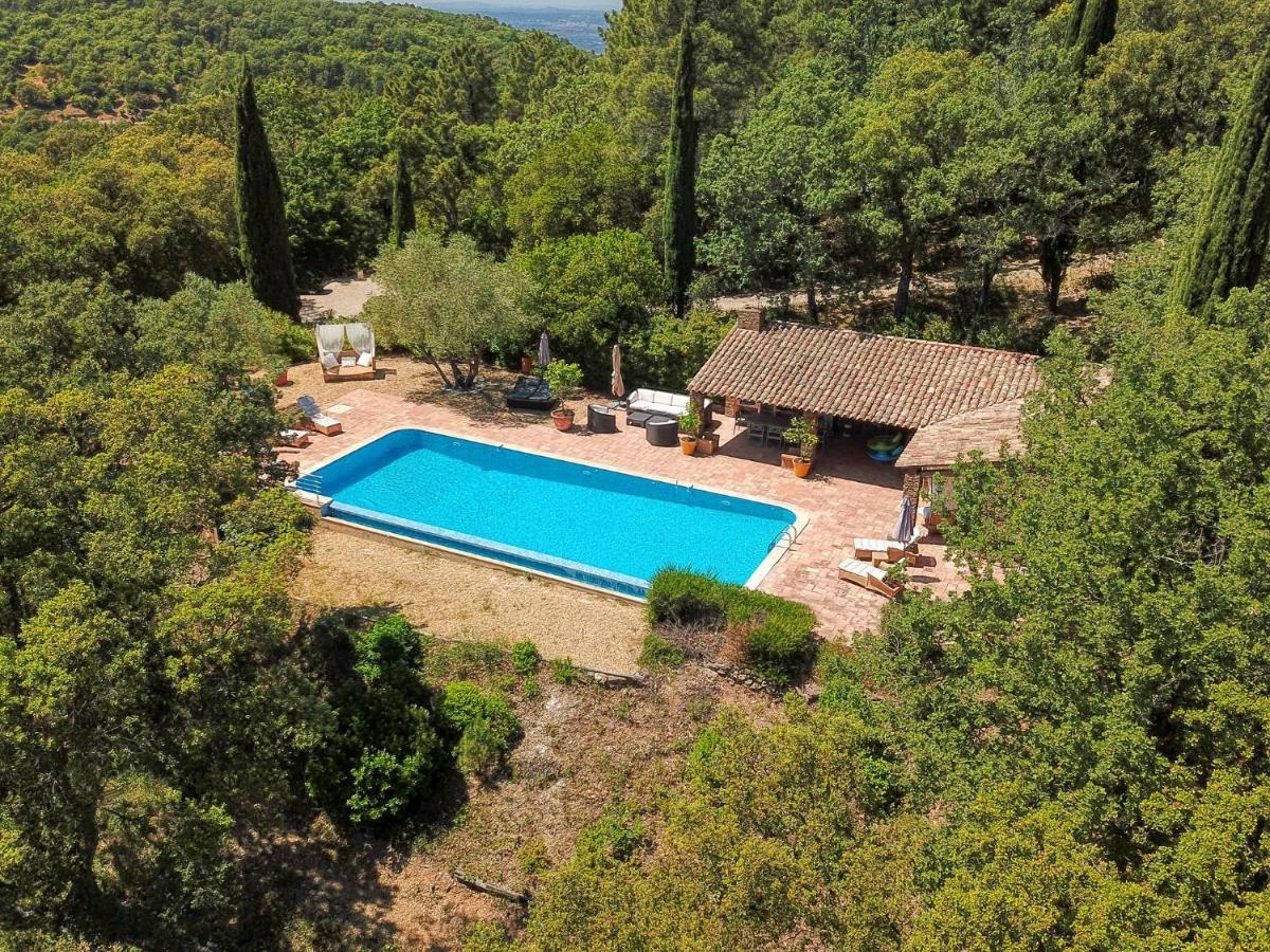 Domaine Des Chenes De La Galline La Garde-Freinet Exterior foto